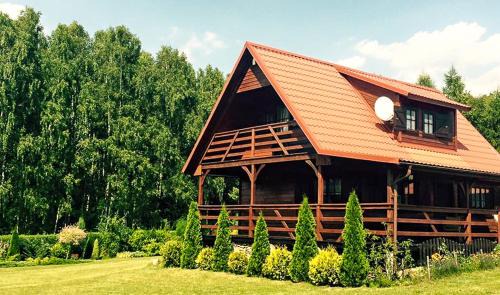 Borzestowska Huta Cabin | Sznureczki
