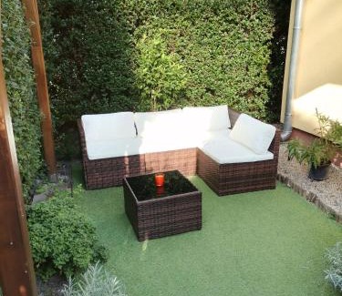Tata Apartment | Tóvárosi apartman