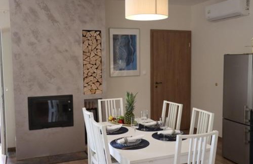 Balatonfokajar Apartment | Tündérkert Villa
