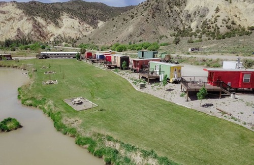 Sevier Apartment | T-0001) Missouri Pacific