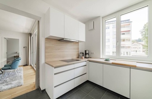Gmunden Apartment | T.i.f.f.a.n.y | modern 2 BR AP with balcony