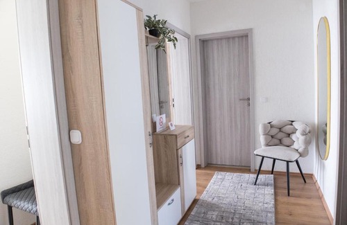 Duisburg Sud Apartment | T&K Apartments near Messe Fair Trade Düsseldorf und Airport 1B