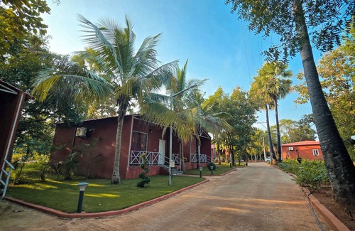 Hanmakonda Hotel | T R Farm Resorts