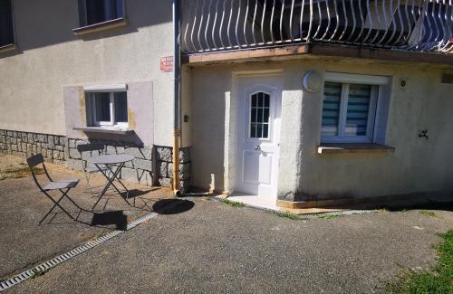 Seyssinet-Pariset Apartment | T1 bis, jardin, proche du centre