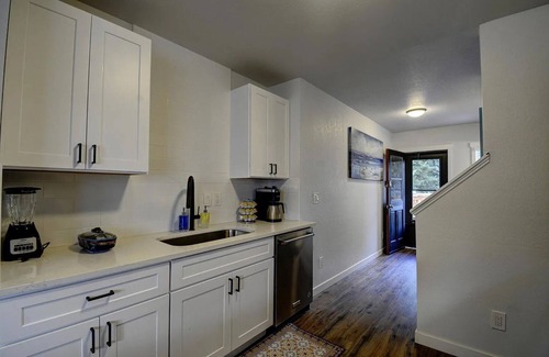 West End House | T1: Vibrant Villa: Bold and Fun