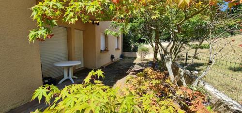 Balma Apartment | T2 55m² tout confort avec jardin. Cuisine et équipements neufs. Wifi TV parking