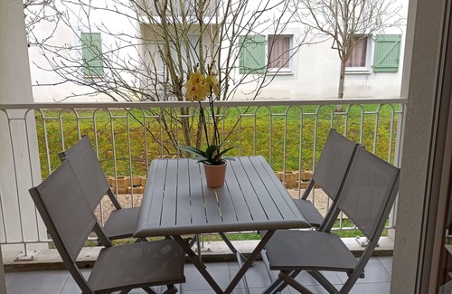 Salies-de-Bearn Apartment | T2 Balcony in Residence with swimming pool B26