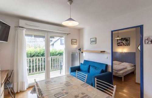 Esquieze-Sere Apartment | T2 cabine, 5 pers, balcon, parking, près des commodités - FR-1-402-144