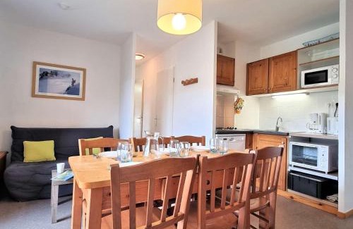 Saint-Etienne-en-Devoluy Apartment | T2 Cabine, 6 pers, proche pistes, parking, casier à ski - FR-1-525-268