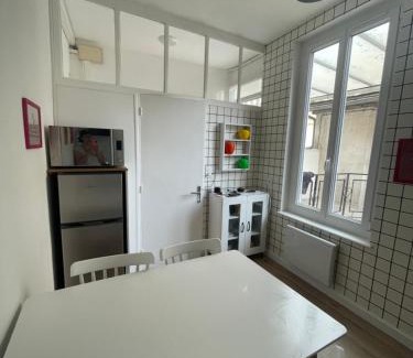 Rodez Apartment | T2 hyper centre avec parking - Entrée Sud