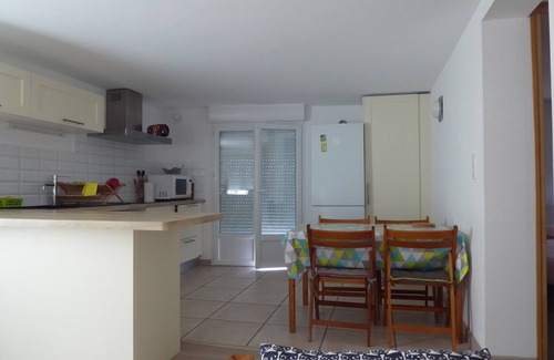 Saint-Genies-des-Mourgues Apartment | T2 in the countryside in a village near the coast