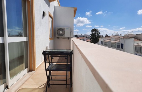 Areias de Sao Joao Apartment | T2 Jardim da oura 2ª Drt
