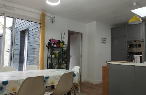 Le Lion-d'Angers Apartment | T2 + Jardin + SPA - Centre du Lion d'angers