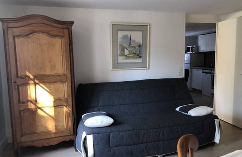Aix-les-Bains Apartment | T2 lakeside vacations and cures Preferential rate for 3-week stays