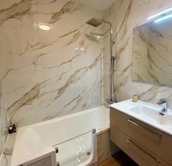 Mandelieu-La-Napoule Apartment | T2 Mandelieu Cannes - Résidence calme -piscine - proche commodités