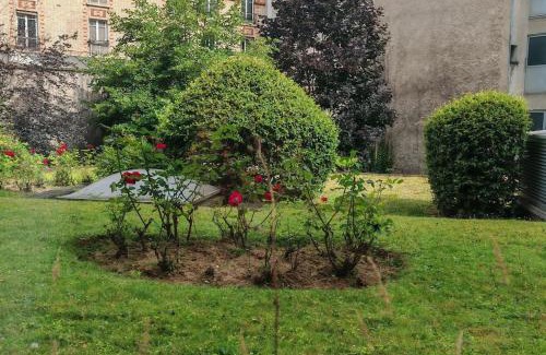 Epinettes Apartment | T2 meublé 1 er étage dans un quartier calme à PARIS 17