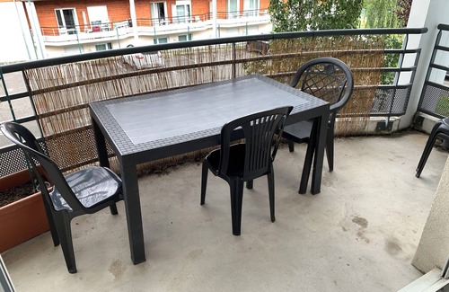 Gex Apartment | T2 Meublé + Grand Balcon à Gex