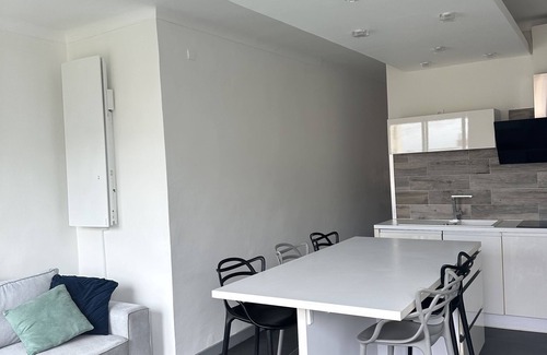 Canet-en-Roussillon Condo | T2 Refait à Neuf en Juin Moderne