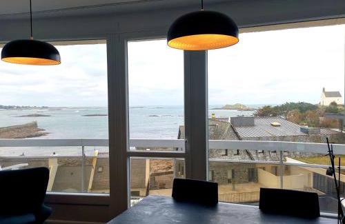 Roscoff Apartment | T2, vue mer panoramique, 2 min à pied de la plage