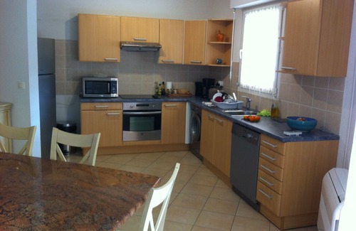 Calvi Apartment | T3 4P terrace garage air conditioning wifi beach and shops 2 mn away