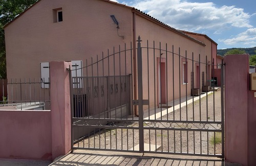 Le Bosc House | T3 Apartment with Garden, Hérault near Lake Salagou