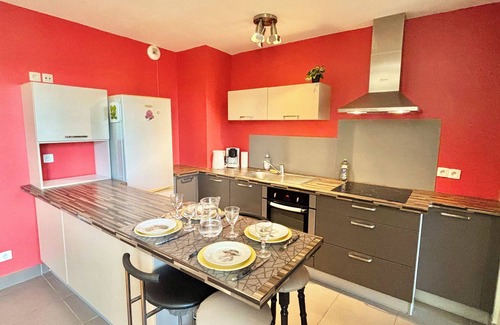 Centre-ville rive gauche Apartment | T3 Duplex 60m² ~ 2 bedrooms ~ Mayenne view