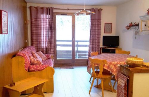 La Perriere Apartment | T3 Montagne, 2 chambres, centre station, skis aux pieds - FR-1-513-38