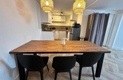 Chateauvert Apartment | T3 Neuf et climatisé - Proche de la gare