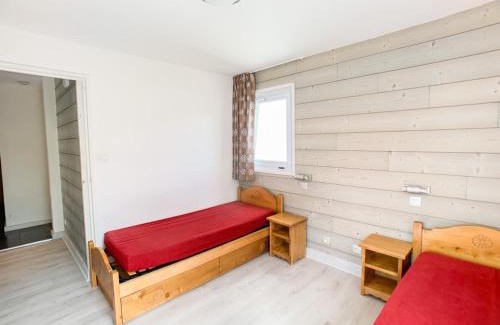 Le Lavachet Apartment | T3 rénové lumineux, ski aux pieds, balcon sud, proche commerces et pistes, 9 couchages, Tignes. - FR-1-502-477