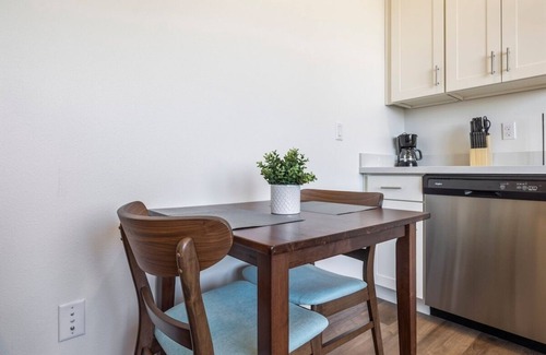 South Tacoma Apartment | Tacoma Studio Apartment near Military Bases