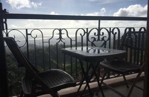 Silang Junction South Apartment | Tagaytay gorgeous view