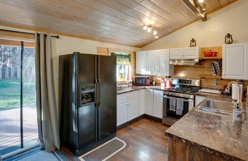 Lower Kingsbury House | Tahoe Home 3 Mi to Heavenly Mountain Resort!