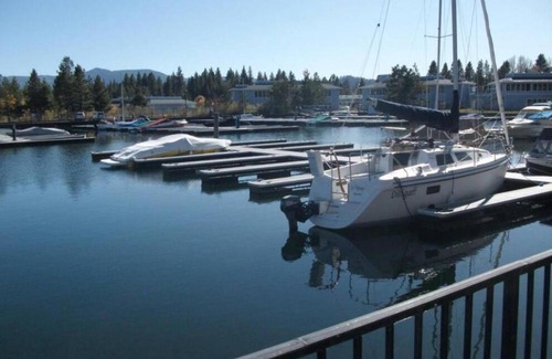 Tahoe Keys House | Tahoe Keys Loft-Garage Parking