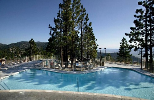 Tahoe Village Apartment | Tahoe Ridge Studio - Skiers Haven with Spectacular Views