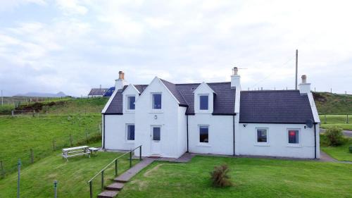 Staffin House | Taigh Rob Self Catering
