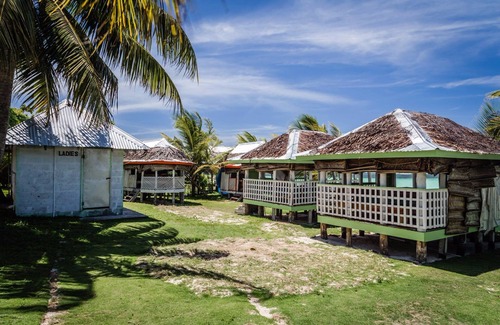 Manase Hotel | Tailua Beach Fale