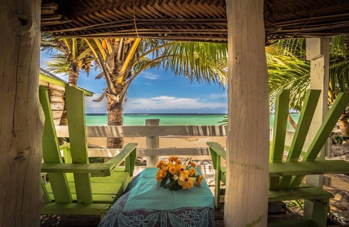 Manase Hotel | Tailua Beach Fale
