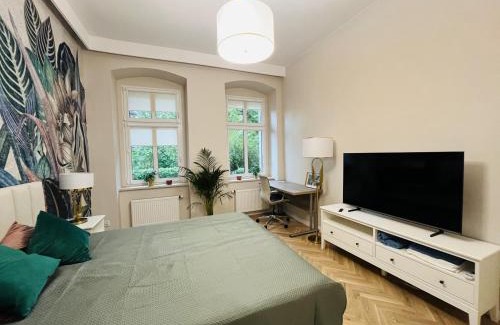 Srodmiescie Apartment | Tajemniczy Ogród - Secret Garden