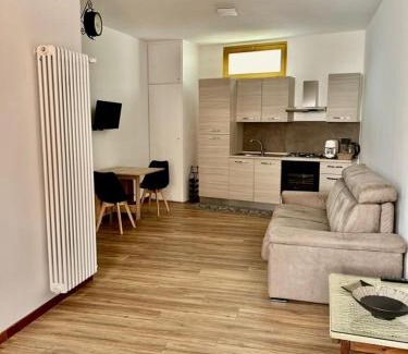 Cisterna d'Asti Apartment | Takámüsica- appartamenti