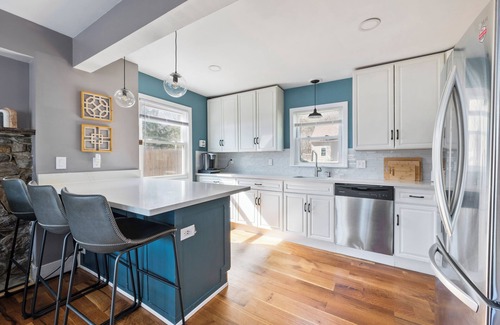 Swartswood House | Take a break and unwind at Plymouth Lakefront Retreat with a Hot Tub
