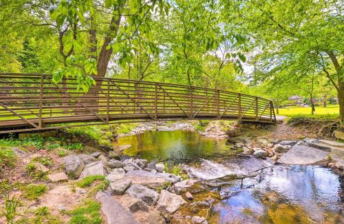 Takoma Park Apartment | Takoma Park Apt with Wood Fire Pit Less Than 8 Mi to DC