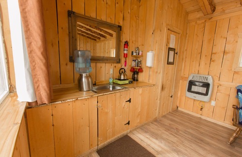 Susitna North Cabin | Talkeetna Sockeye Cabin at Montana Creek & Sauna