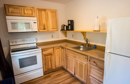 Susitna North Cabin | Talkeetna Wilderness Lodge and Cabin Rentals
