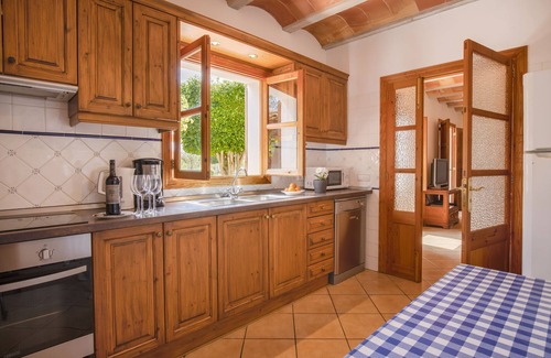 S'alqueria Blanca House | Tallador for 10 in S' Alqueria Blanca, beautiful garden with pool, air conditioning and wifi