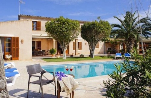 S'alqueria Blanca House | Tallador for 10 in S' Alqueria Blanca, beautiful garden with pool, air conditioning and wifi