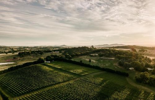 Yass Valley Council House | Tallagandra Hill Winery Cottages