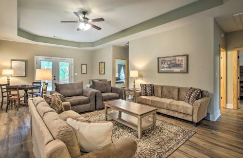 East Tallassee House | Tallassee Creekside Cabin with Forest Views!