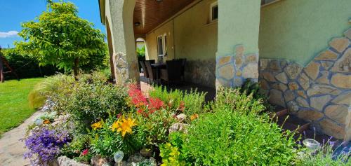 Balatonkeresztur Apartment | Tamási Villa