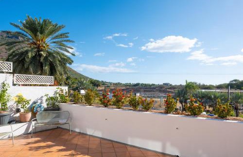 Tamarin Beach Apartment | Tamarin Seaside Apartment