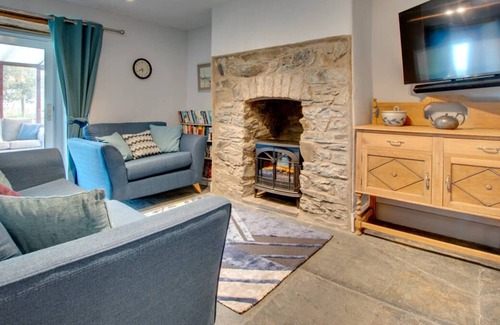 Denbigh House | Tan y Garth in the beautiful Denbigh